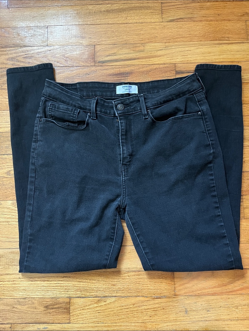 Denizen Black Slim Jeans